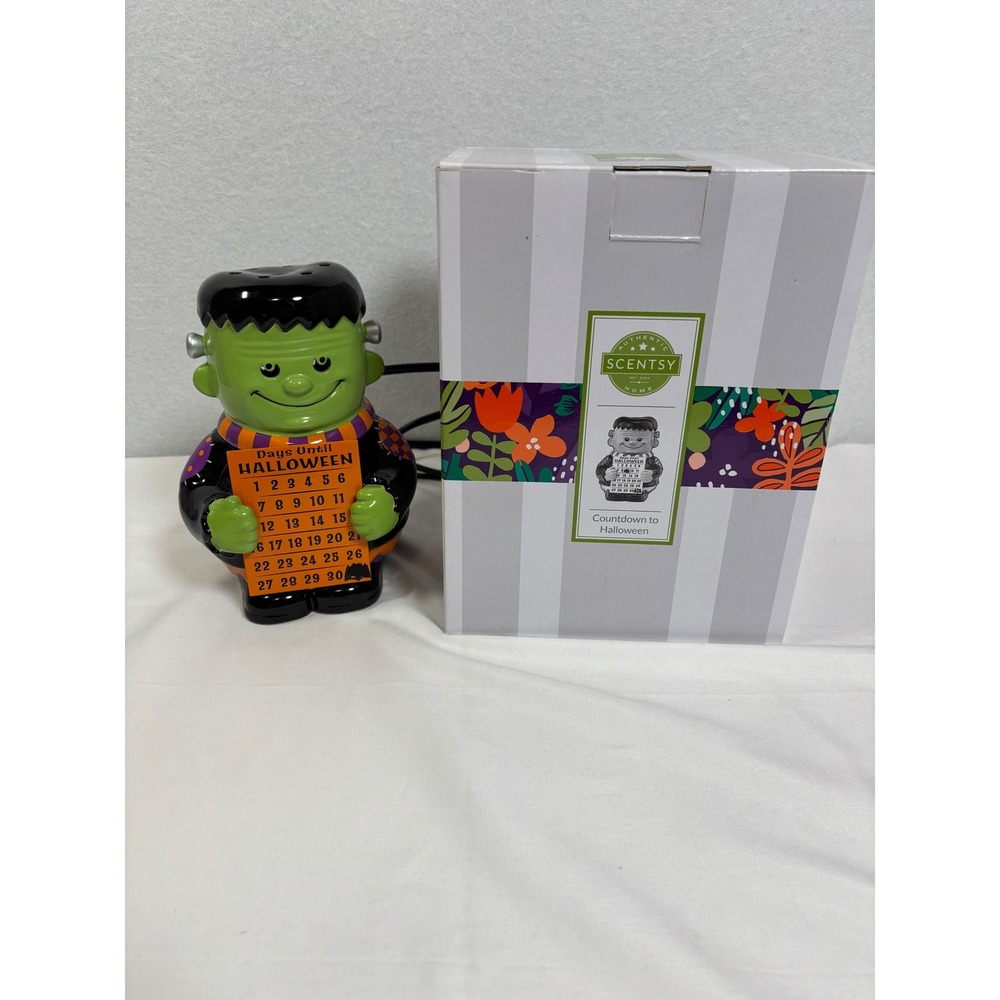Scentsy Countdown to Halloween Frankenstein Ceramic Wax Warmer with Box Green